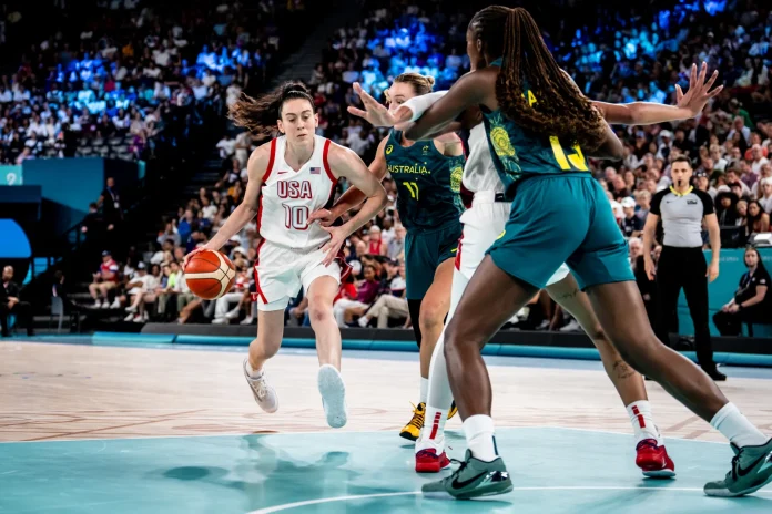 sc1oaln6s2l7skgoifl1 Breanna Stewart lideró el triunfo de Estados Unidos sobre Australia.