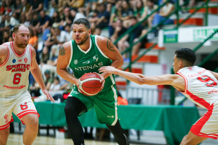 Antoni Vicens en el triunfo de Atenas.