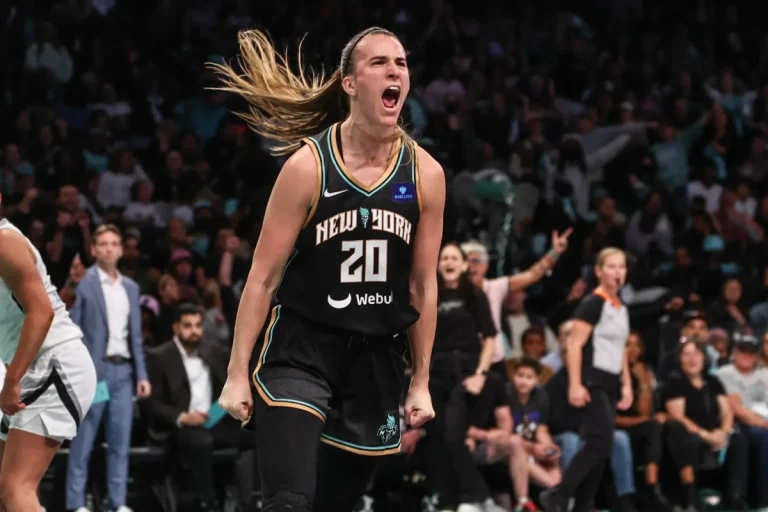 Sabrina Ionescu, la líder del triunfo de las Liberty.