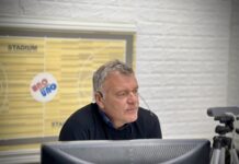 Diego Grippo en 3×3 Radio: «Hay que formar a los deportistas sobre la medicina deportiva» Diego Grippo en el estudio de UCU Play.