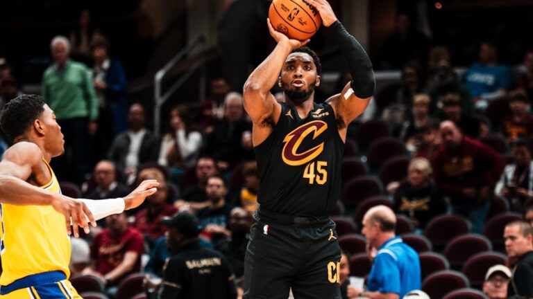 ¡La NBA se volvió loca! Cleveland mantuvo el invicto en una jornada maratónica