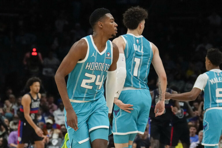 LaMelo Ball y Brandon Miller, los referentes de los Charlotte Hornets.