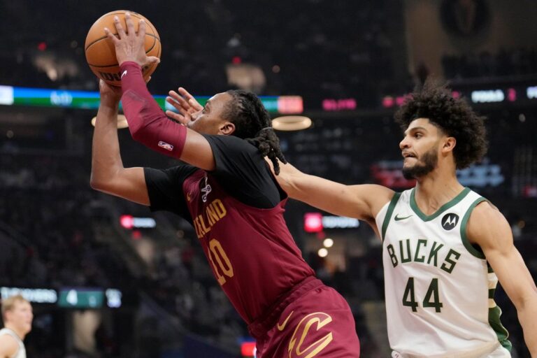 Darius Garland sumó 39 puntos en la victoria de los Cavaliers.