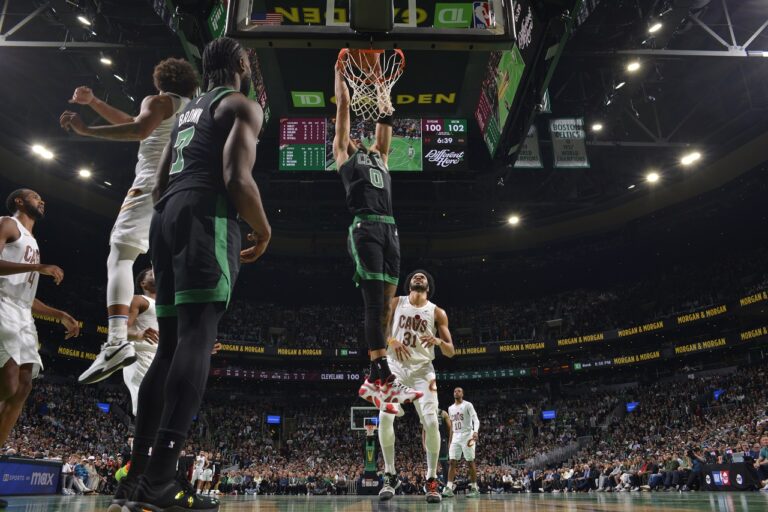 La gran figura del triunfo de los Celtics fue Jayson Tatum