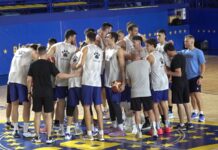 Argentina de cara a la ventana de la AmeriCup: «Es una continuidad de lo que trabajamos en julio» El plantel de Argentina tras el primer entrenamiento.