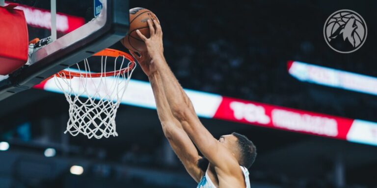 Rudy Gobert encabezó la victoria de los Minnesota Timberwolves.