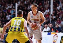 Gastón Whelan jugará en Unión de Santa Fe Gastón Whelan tiene la pelota en un partido del Virtus Roma.