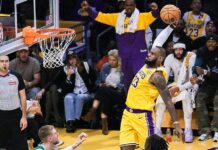 Los Lakers tuvieron su mejor noche y se quedaron con el clásico: lo mejor del jueves LeBron James concretó una de las volcadas más llamativas de la jornada.