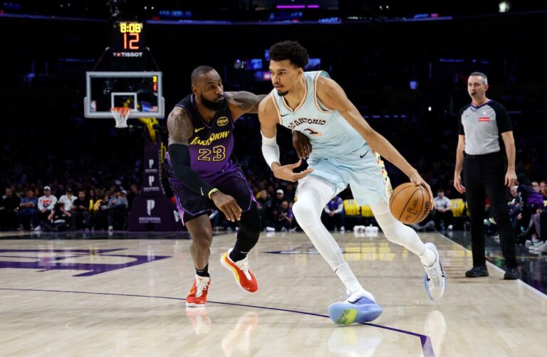 Los Lakers cayeron en su regreso a la actividad: lo mejor del lunes