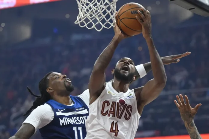 Evan Mobley fue la figura del triunfo de los Cavaliers.