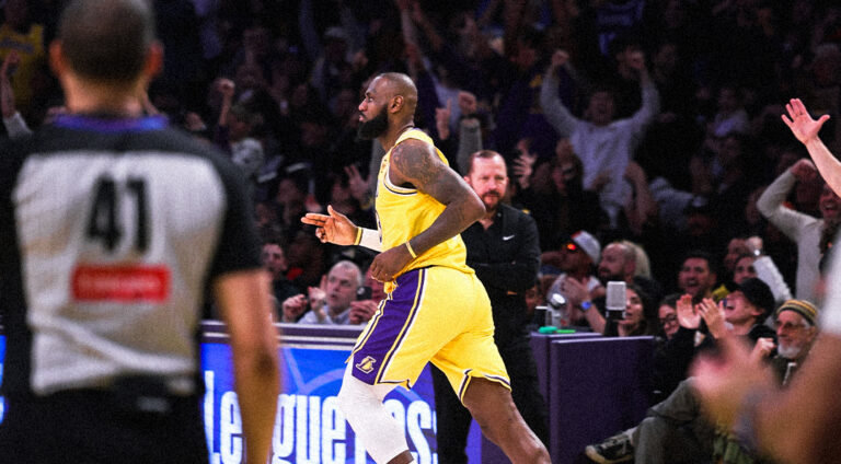 LeBron James volvió a dar otra muestra de vigencia.