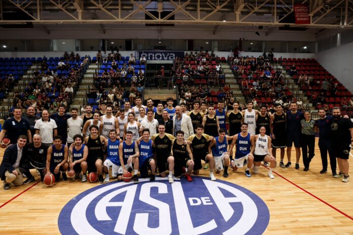 GnUyX13WsAAckkP El Básquet por Bahía tuvo lugar en San Lorenzo.
