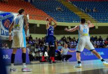 Riachuelo dominó a Oberá en el Superdomo Riachuelo - Oberá