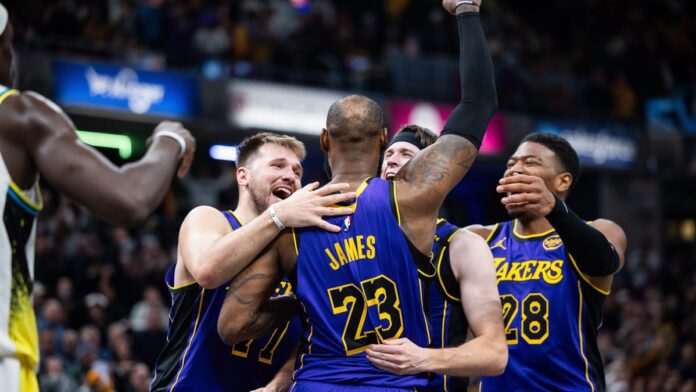 El putback de James le dio la victoria a los Lakers en Indiana.