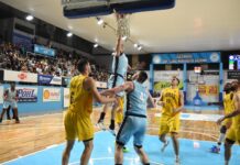 Oberá superó a Obras en el encuentro y en la tabla Oberá