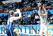 Ferro le ganó a Peñarol en el final del partido Ferro