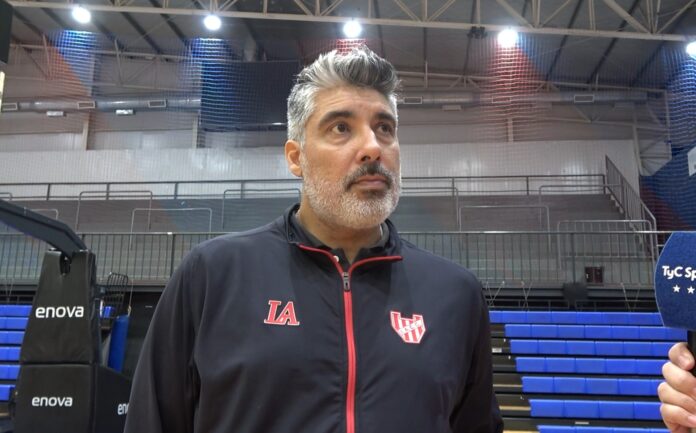 Lucas Victoriano dialoga con 3x3 Radio tras la victoria de Instituto en San Lorenzo.