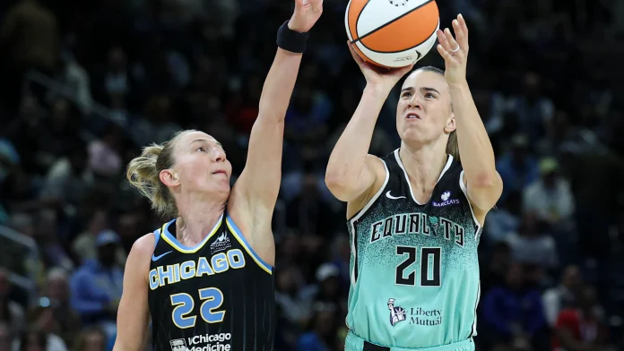 Sabrina Ionescu se destacó en el triunfo de las Liberty.