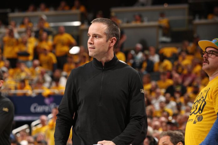 Jordan Ott, el nuevo integrante del banco de los Suns.
