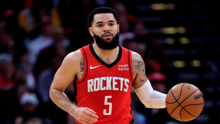 VanVleet renovó su vínculo con los Rockets.