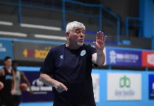 Fabio Demti en 3×3 Radio: «Tenemos que volver a tener la intensidad defensiva» Fabio Demti da indicaciones.