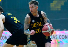 San Martín dio el golpe en la mesa: sumó a Schattmann y Giletto Leonel Schattmann lleva la pelota en un juego de Obras Basket.