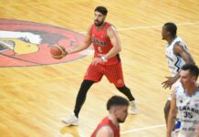 Sebastián Acevedo vuelve a La Unión de Formosa Sebastián Acevedo espera para hacer un mano en mano.