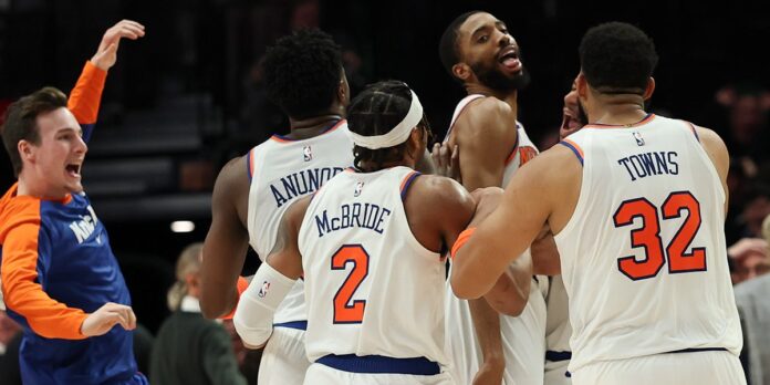 KNICKS TEAM