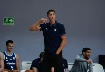 Prigioni en 3×3 Radio: «La AmeriCup es importante, pero el foco está en noviembre» Pablo Prigioni da indicaciones durante un partido de Argentina.