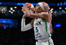 DiJonai Carrington se pierde el resto de la temporada DiJonai Carrington está por lanzar en un juego de Minnesota Lynx.