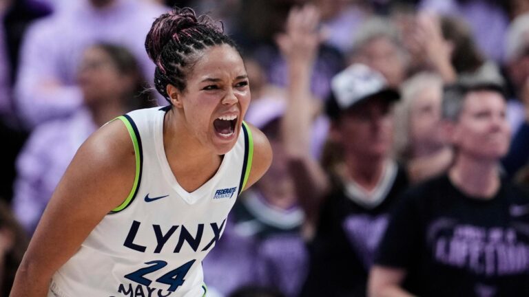Napheesa Collier festeja el triunfazo de las Lynx en Golden State.