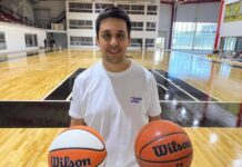 Mariano Junco en 3×3 Radio: «La idea era acercar el más alto nivel a Rosario» Mariano Junco tiene dos pelotas en sus manos.