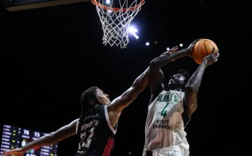 Copa Intercontinental 2025: Flamengo cayó ante Al-Ahli y quedó a un paso del podio Makur Maker lanza ante la marca de un jugador del Flamengo.