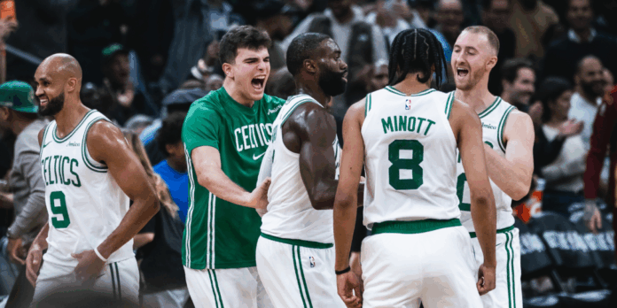 Los Celtics se hicieron fuertes de local para vencer a los Cavaliers en la jornada de 10 partidos que tuvo el miércoles de NBA.