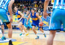 Baja sensible para Boca: Martín Cuello deberá ser operado Martín Cuello lleva la pelota en el partido entre Boca y Racing de Chivilcoy.