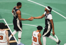 Wemby brilla, Giannis arrasa y Orlando sorprende: lo mejor de la jornada de Copa NBA Giannis firmó unos números bestiales para que Milwaukee Bucks le gane a los Chicago Bulls en una jornada de Copa NBA.