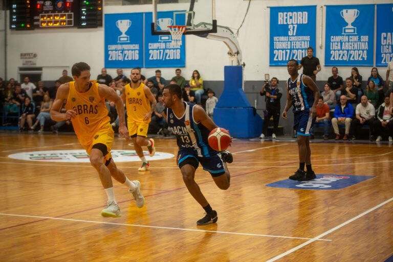 Racing de Chivilcoy cortó a Matthew Herasme