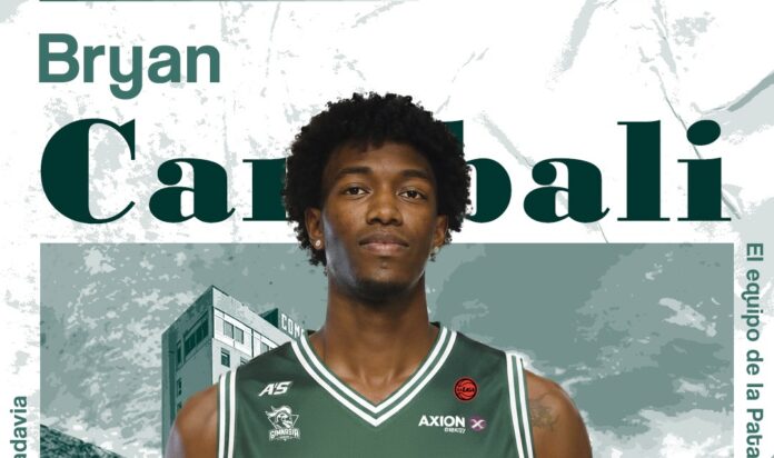 La presentación de Bryan Carabalí como jugador de Gimnasia.