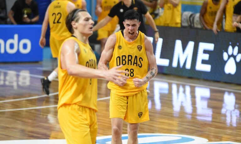 Obras hizo pesar la experiencia ante Oberá