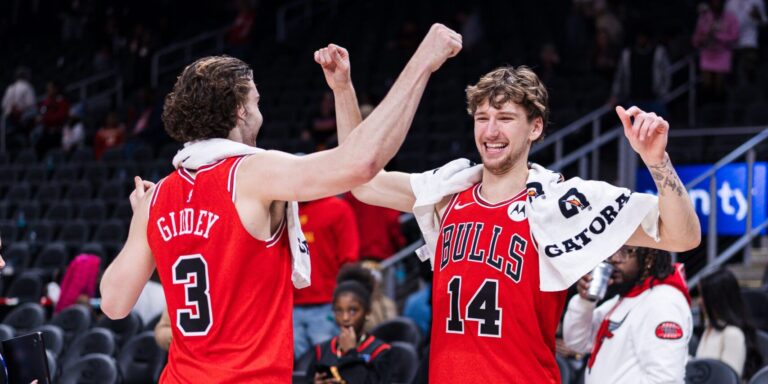 Chicago Bulls fue el gran protagonista de la jornada al ser el ganador del encuentro que los enfrentó a los Hawks y marcó el partido con más puntos de la temporada.