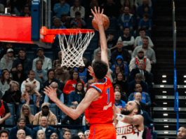 OKC Thunder y San Antonio Spurs sacaron su pasaje a Las Vegas: Lo mejor de la NBA Cup OKC Thunder aplastó a los Phoenix Suns para sacar su boleto a Las Vegas y jugar semifinales de NBA Cup por egundo año consecutivo.