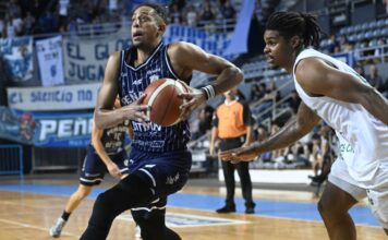 Peñarol sigue firme en Mar del Plata: dominó a Atenas