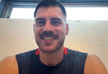 Kevin Hernández: «Estoy contento pero hubo muchas noches en las que no dormí» Kevin Hernández sonríe en la previa de un entrenamiento y en la entrevista con 3x3 Radio.