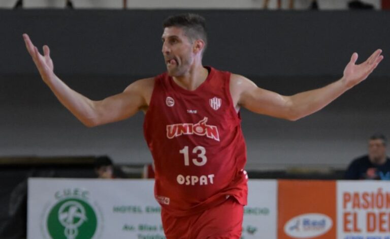 Unión fue letal desde lejos y venció a Atenas