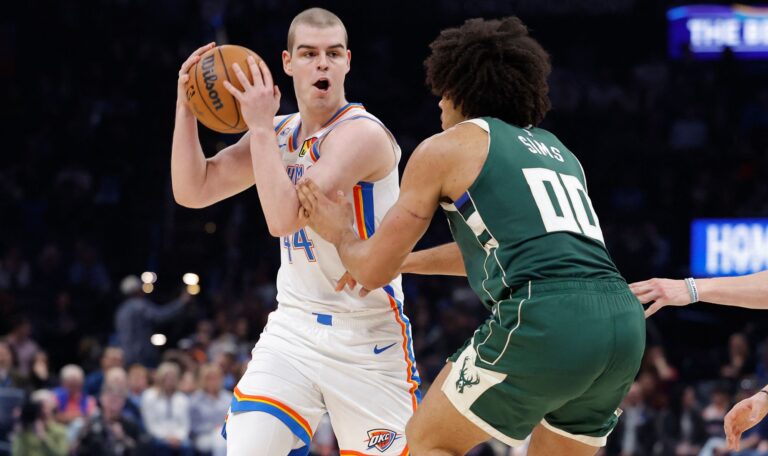 De superar el cáncer testicular a debutar en la NBA: la historia de Nikola Topic