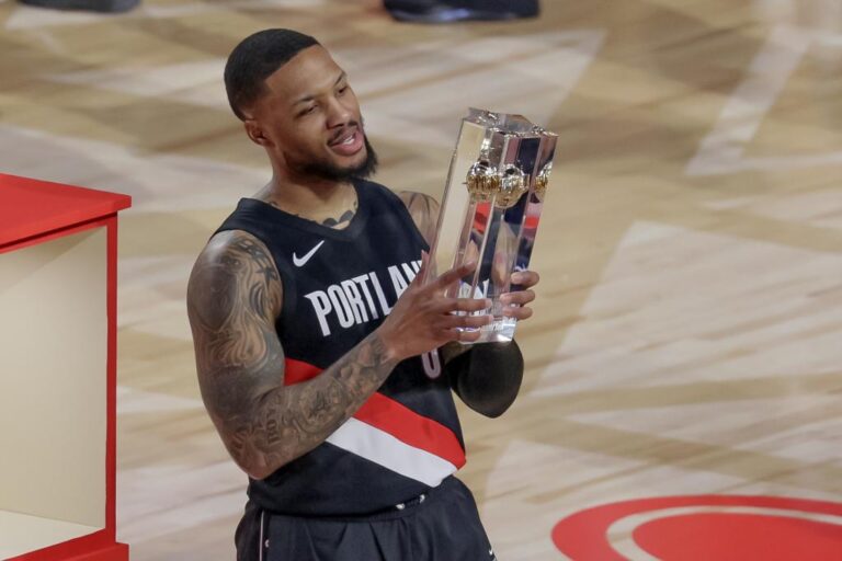 Lillard hizo historia en el sábado del All-Star