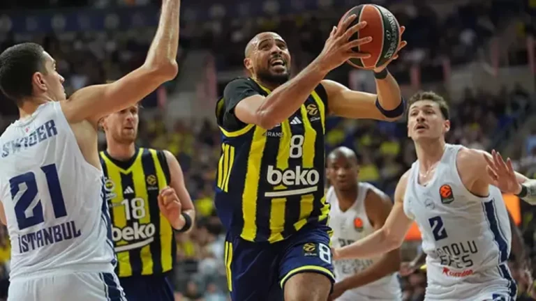 Eurostep: Fenerbahce subió a lo más alto