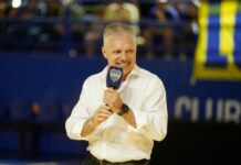 Alejandro Desimone en 3×3 Radio: «Teníamos que tomar una decisión y elegí lo que creí mejor para Boca» Alejandro Desimone habla en la Bombonerita.