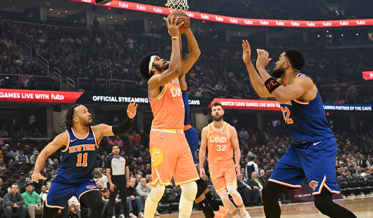 Los Cavaliers vencieron a los Knicks y se afirmaron en el este