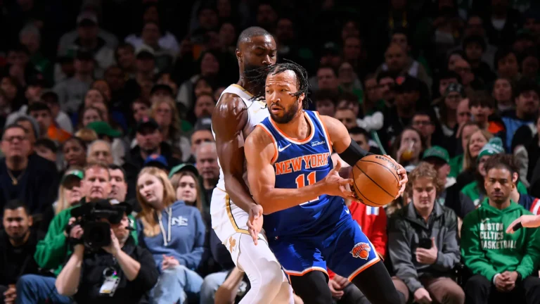 Los Knicks volvieron a ser segundos en un domingo de palizas